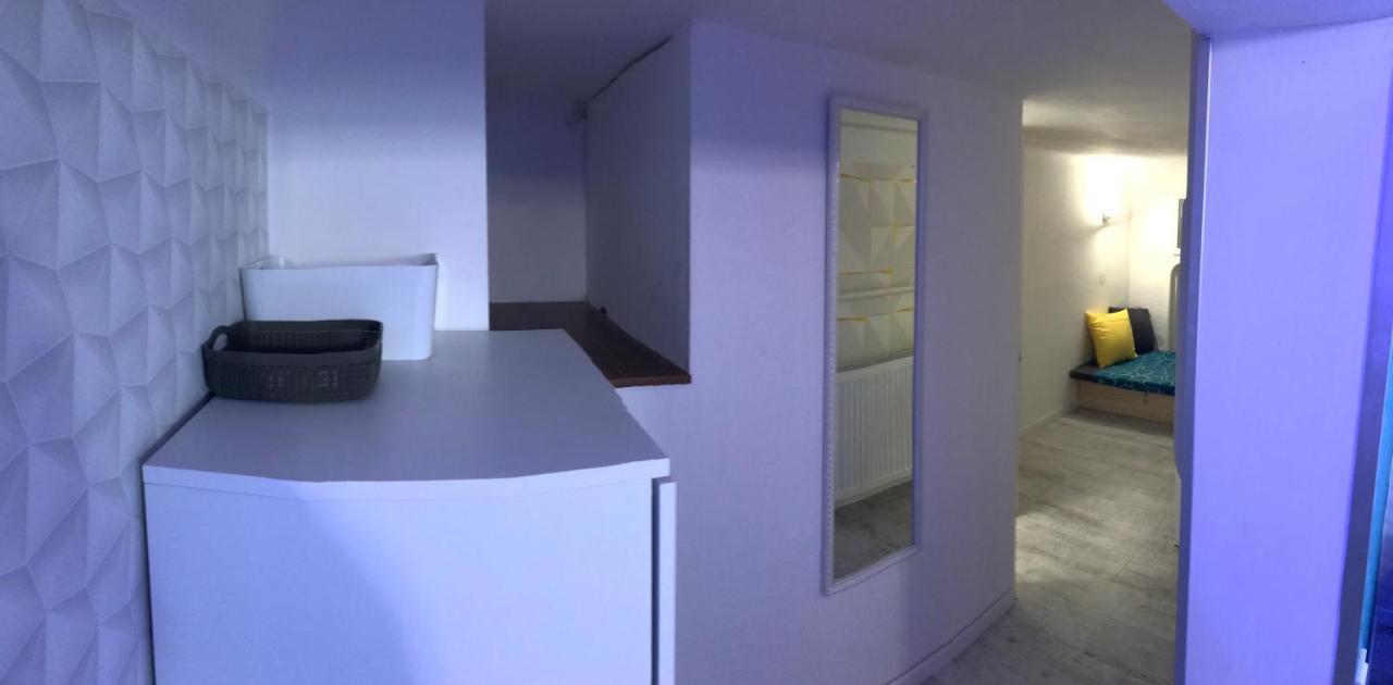 Corvin Ruinpub Designed Apartment Budapest Exterior photo